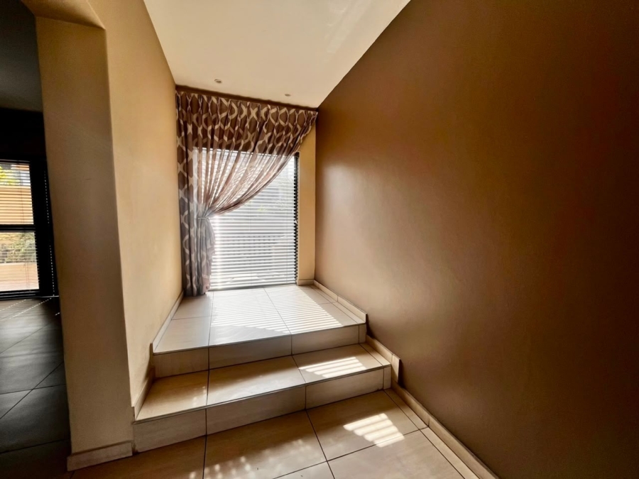 To Let 3 Bedroom Property for Rent in Cashan North West